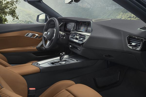 Le roadster BMW Z4 réinterprète les codes du roadster traditionnel