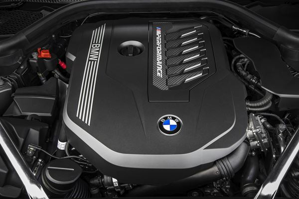 Le roadster BMW Z4 réinterprète les codes du roadster traditionnel