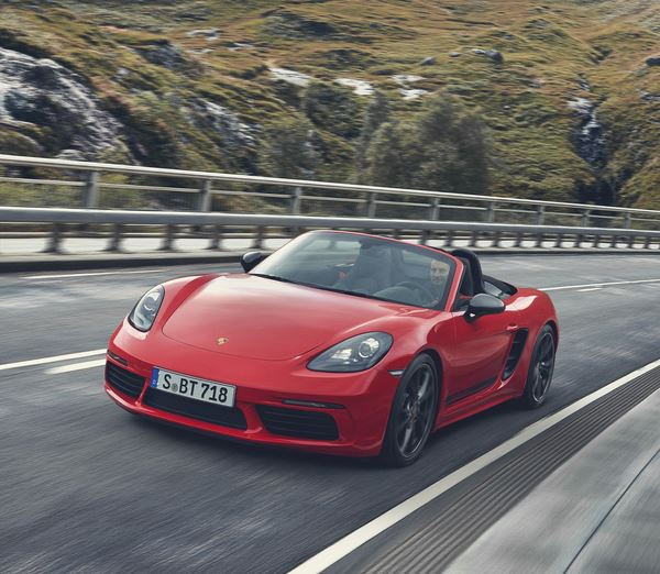 La Porsche 718 Boxster T offre une expérience de conduite intense