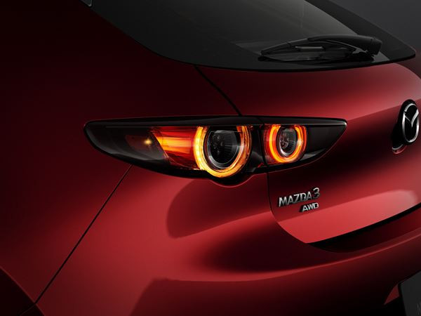 La Mazda 3 cinq portes se projette vers le premium