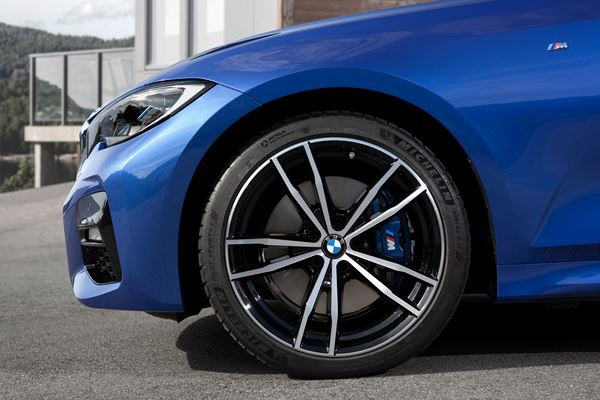 BMW Série 3 Berline: une berline de taille intermédiaire à la silhouette sportive