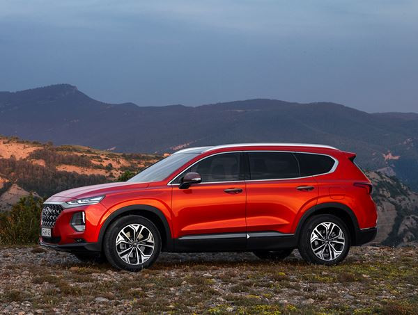 Hyundai Santa Fe: un grand SUV doté de technologies de sécurité avancées