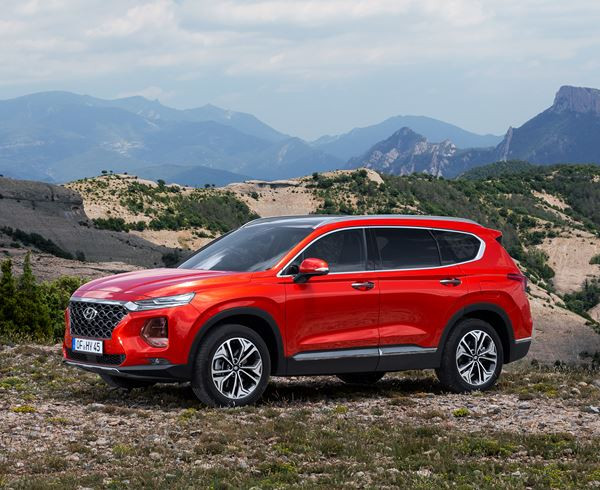 Hyundai Santa Fe: un grand SUV doté de technologies de sécurité avancées