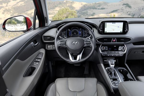 Hyundai Santa Fe: un grand SUV doté de technologies de sécurité avancées