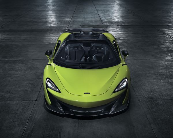 McLaren 600LT Spider: une supercar découvrable aux performances extrêmes