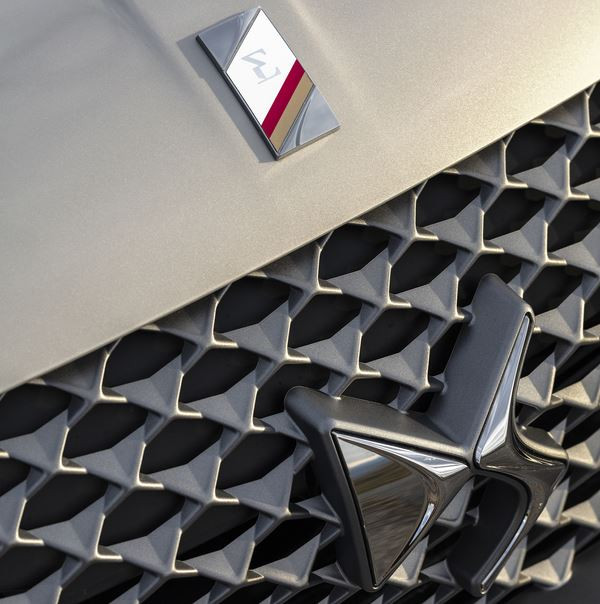 La DS 3 Crossback E-Tense électrique revendique une autonomie de 320 km WLTP