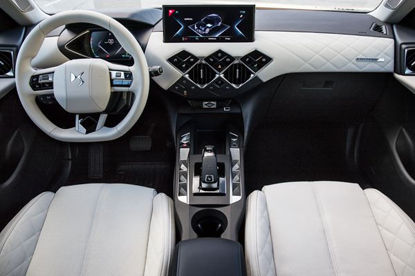 La DS 3 Crossback E-Tense électrique revendique une autonomie de 320 km WLTP