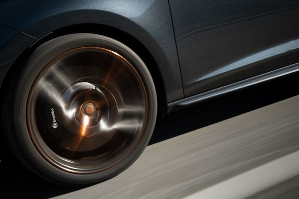La Leon Cupra R ST débite une puissance de 300 ch et un couple de 400 Nm