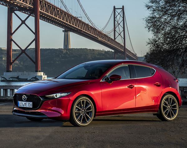La Mazda 3 monte en gamme