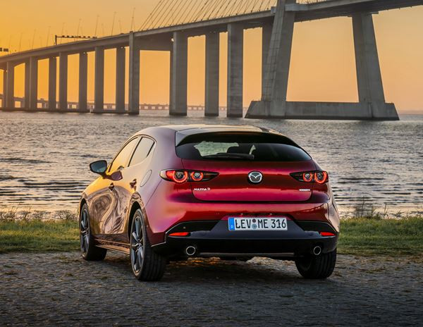 La Mazda 3 monte en gamme