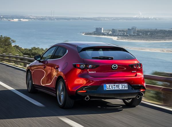 La Mazda 3 monte en gamme