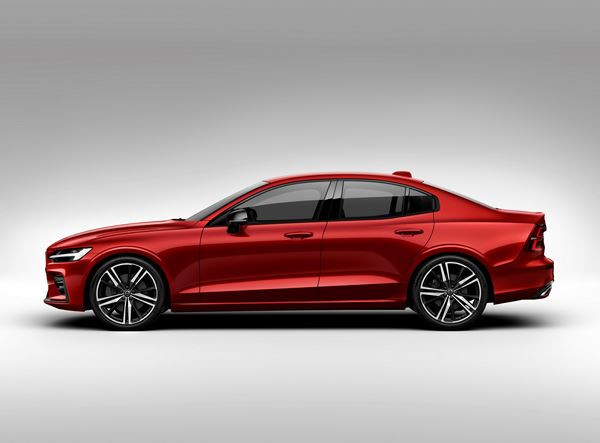 Volvo S60 : une berline premium de taille intermédiaire hybride