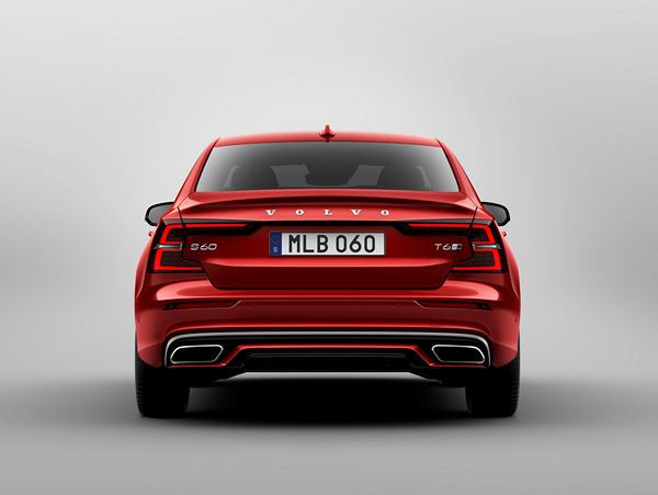 Volvo S60 : une berline premium de taille intermédiaire hybride