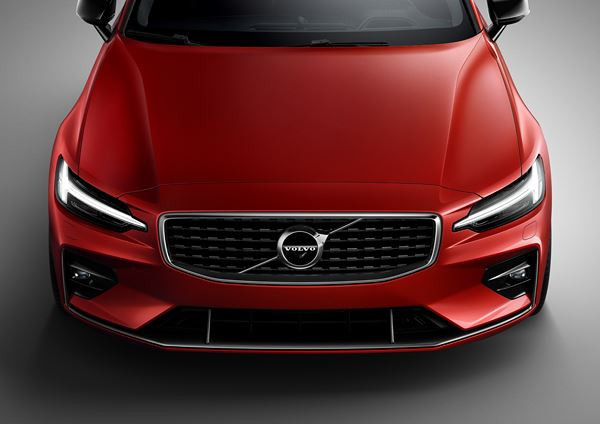 Volvo S60 : une berline premium de taille intermédiaire hybride