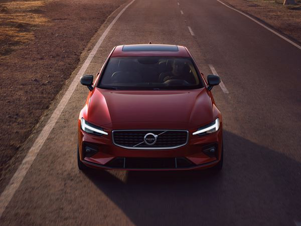 Volvo S60 : une berline premium de taille intermédiaire hybride