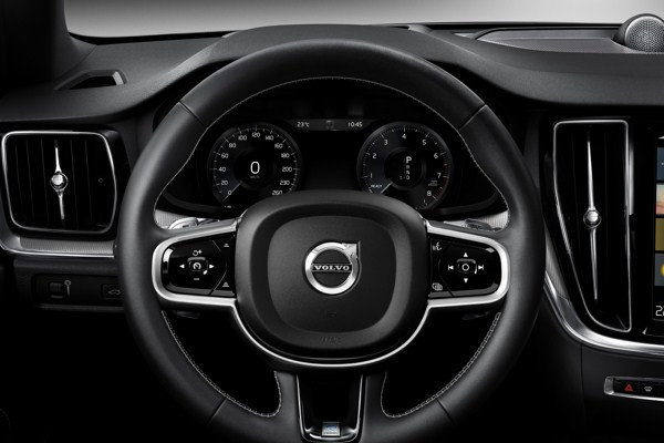 Volvo S60 : une berline premium de taille intermédiaire hybride