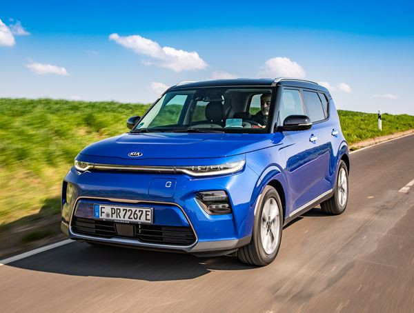 Kia e-Soul : un crossover urbain électrique doté d’une autonomie de 452 km