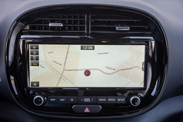 Kia e-Soul : un crossover urbain électrique doté d’une autonomie de 452 km