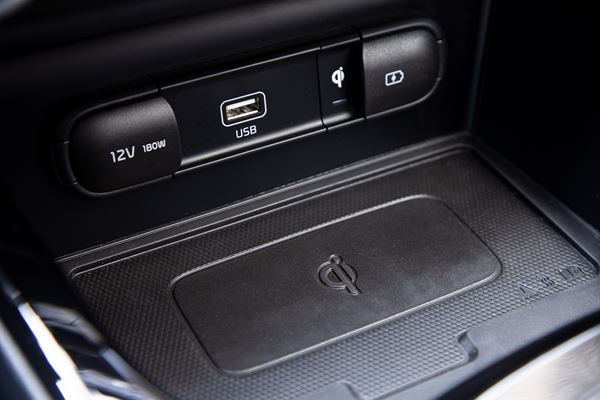 Kia e-Soul : un crossover urbain électrique doté d’une autonomie de 452 km