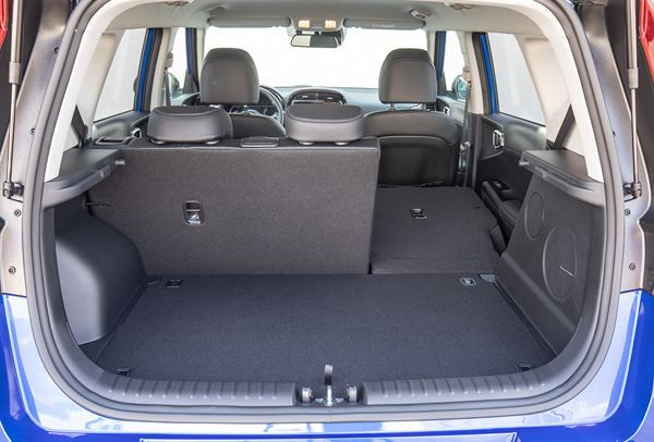 Kia e-Soul : un crossover urbain électrique doté d’une autonomie de 452 km