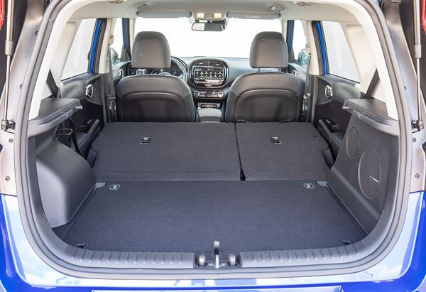 Kia e-Soul : un crossover urbain électrique doté d’une autonomie de 452 km