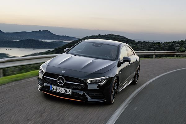 Le Mercedes-Benz CLA Coupé affiche un design épuré