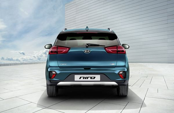 Le crossover Kia Niro hybride au design extérieur repensé arrive