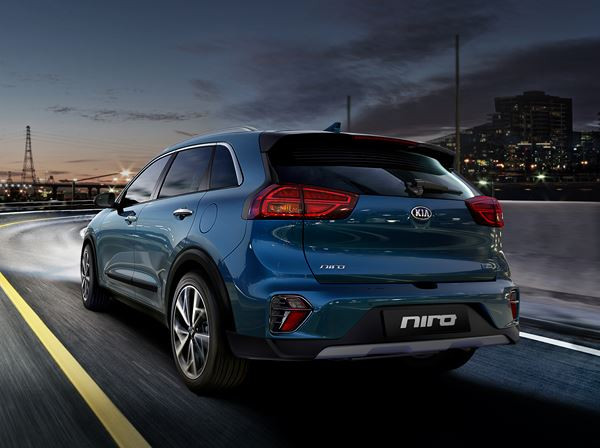 Le crossover Kia Niro hybride au design extérieur repensé arrive