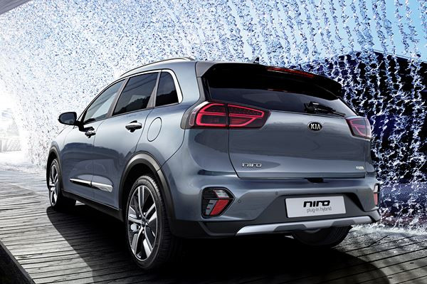 Le crossover Kia Niro hybride rechargeable au design modernisé en approche