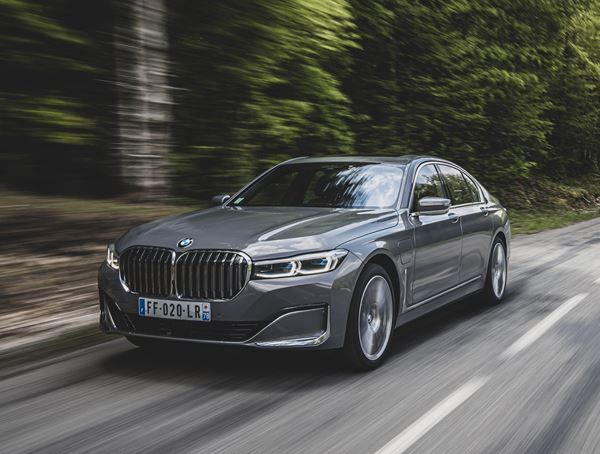 La berline de luxe revisitée BMW Série 7 affiche un caractère affirmé