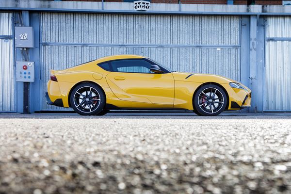 Toyota GR Supra: un coupé sportif biplace propulsé par un six cylindres de 340 ch