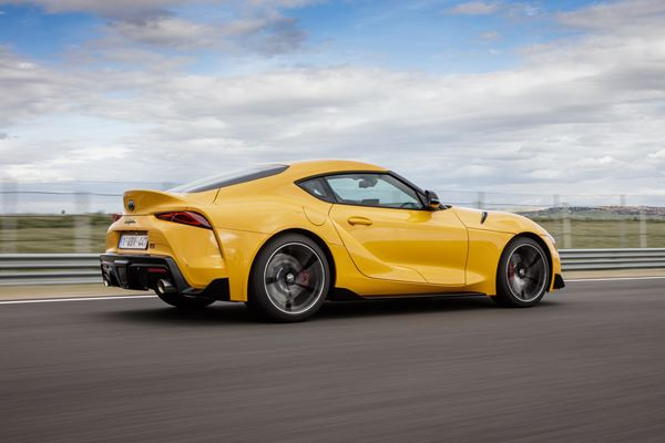 Toyota GR Supra: un coupé sportif biplace propulsé par un six cylindres de 340 ch