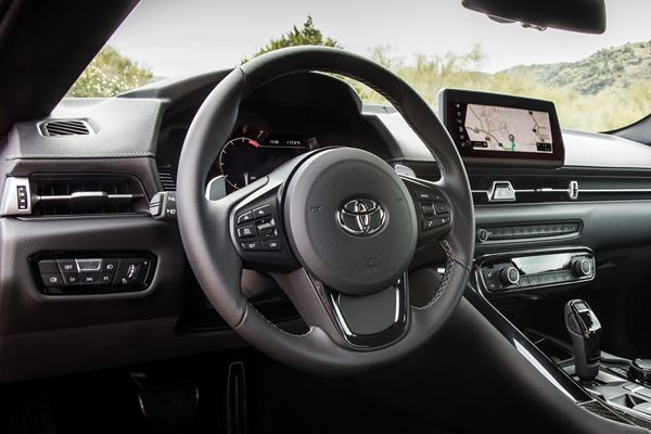 Toyota GR Supra: un coupé sportif biplace propulsé par un six cylindres de 340 ch