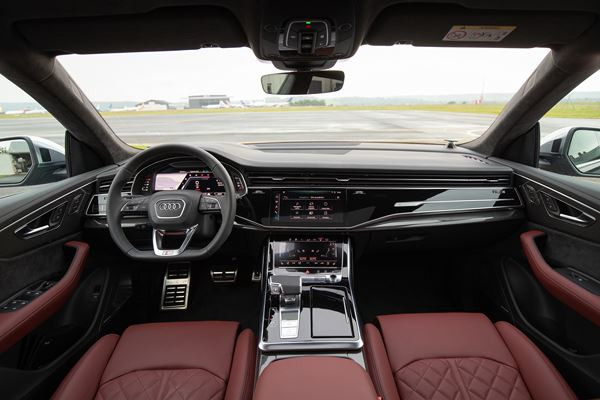 L'Audi SQ8 TDI embarque un diesel V8 biturbo de 435 chevaux