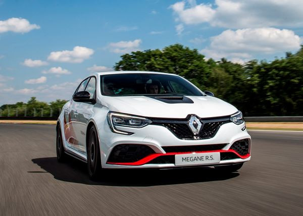 La Renault Mégane R.S. Trophy-R embarque un moteur 1.8 L de 300 ch