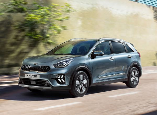 Le crossover Kia Niro hybride rechargeable bénéficie d'un design extérieur modernisé