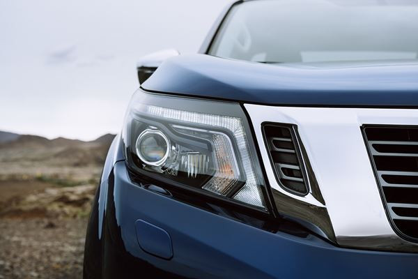 Le pick-up Nissan Navara revisité profite de davantage de charge utile