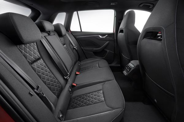 Skoda Kamiq: un SUV urbain à l'aspect robuste