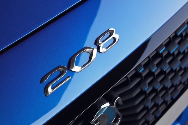 Peugeot e-208: une citadine électrique au style affuté