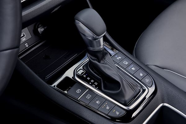 La Hyundai Ioniq plug-in restylée revendique une autonomie électrique de 52 km