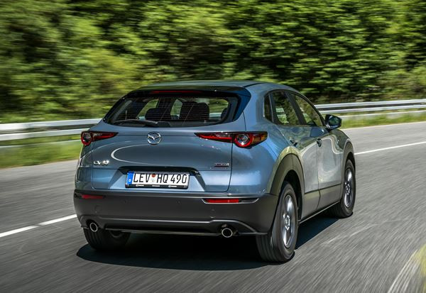 Mazda CX-30: un crossover compact aux proportions de SUV