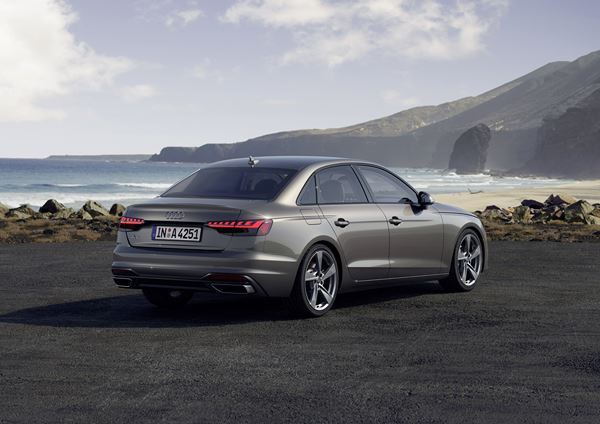 Audi A4 : une berline de taille intermédiaire aux prestations de routière