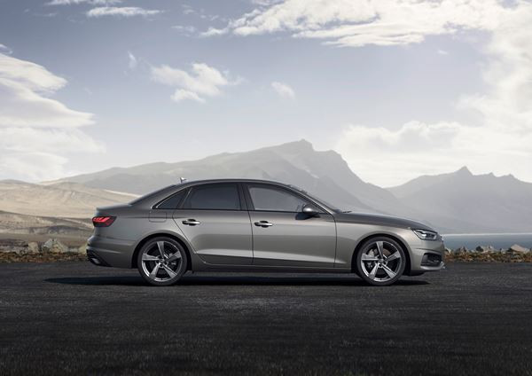 Audi A4 : une berline de taille intermédiaire aux prestations de routière