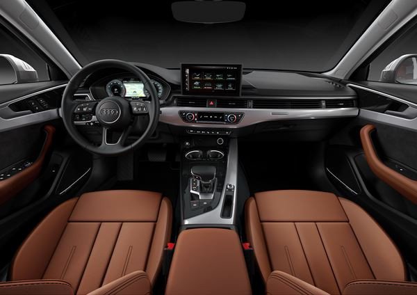 Audi A4 : une berline de taille intermédiaire aux prestations de routière