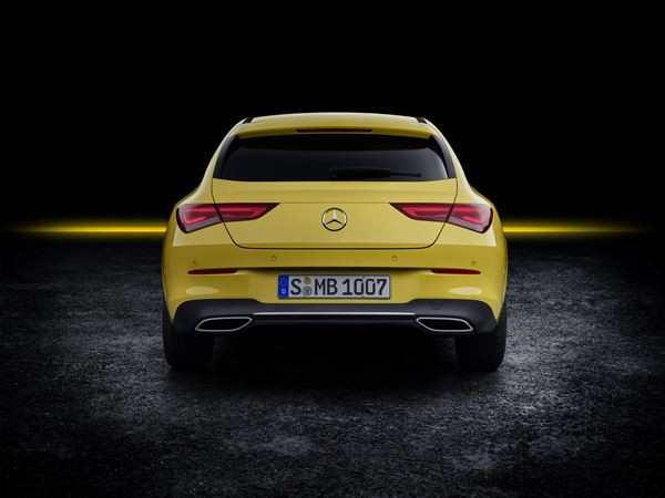 La Mercedes-Benz CLA Shooting Brake arbore une silhouette athlétique