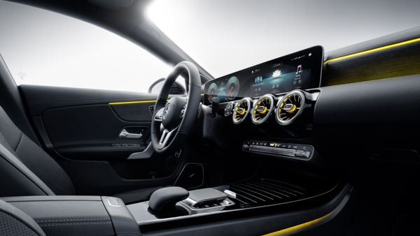 La Mercedes-Benz CLA Shooting Brake arbore une silhouette athlétique