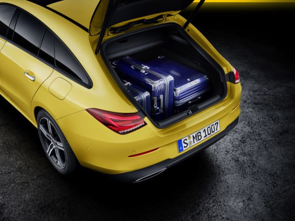 La Mercedes-Benz CLA Shooting Brake arbore une silhouette athlétique