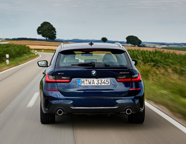 BMW Série 3 Touring: un break dynamique à l'allure athlétique