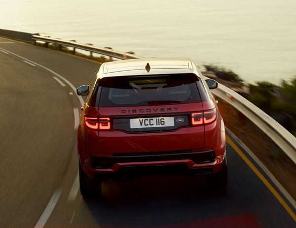 Le Land Rover Discovery Sport revisité s'offre de nouvelles technologies