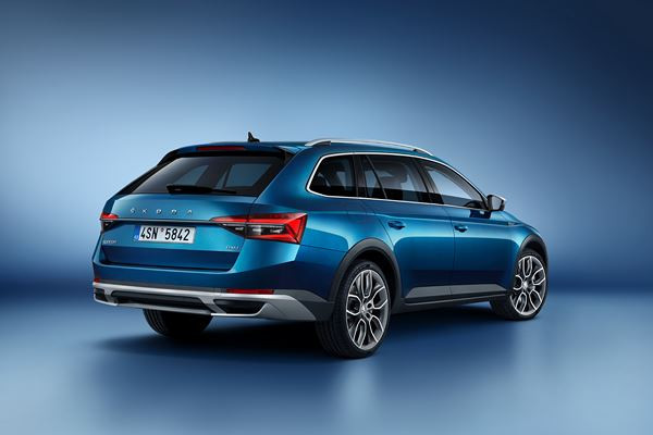 La Skoda Superb Scout off-road bénéficie d'une transmission intégrale